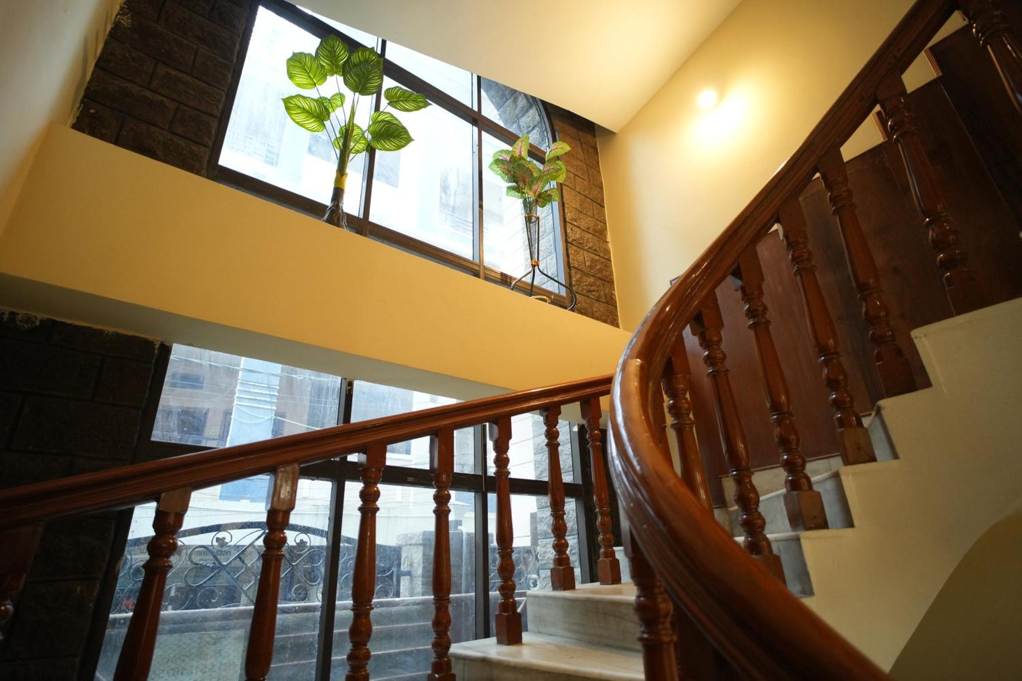 Hotel Kp Suites Metro Hyderabad Ngoại thất bức ảnh
